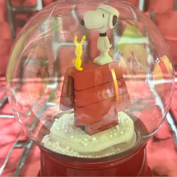 Peanuts Snoopy Air Snow musical Globe - Picture 5 of 6